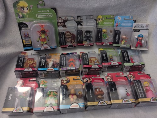 World nintendo figurine - world,